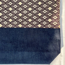 Load image into Gallery viewer, Tote bag. Vintage Japanese kimono fabric with an indigo blue cotton bottom.