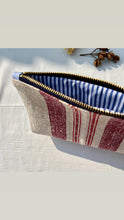 Load image into Gallery viewer, Grain sack Pouch with zip. 2-fabric pouch. Zippered purse. Zippered pouch. YKK metal zipper.