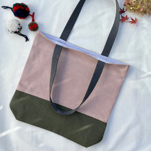 Load image into Gallery viewer, Tote bag. Dusty pink cotton canvas and waxed linen tote.