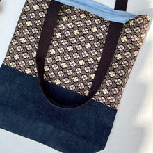 Load image into Gallery viewer, Tote bag. Vintage Japanese kimono fabric with an indigo blue cotton bottom.