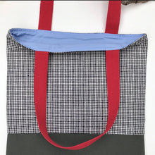 Load image into Gallery viewer, Tote bag. Vintage Chinese cotton fabric from the 1960s. Handwoven and hand-loomed. Khaki green cotton canvas bottom.