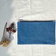 Load image into Gallery viewer, Gorgeous green quilted cotton and light blue cotton denim pouch. 2-fabric pouch with YKK zip. Zippered purse. Zippered pouch.
