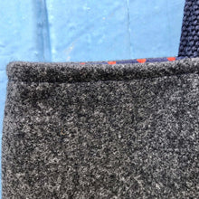 Load image into Gallery viewer, Tote bag. Grey wool tote with a two-colour blue and purple leather round bottom.
