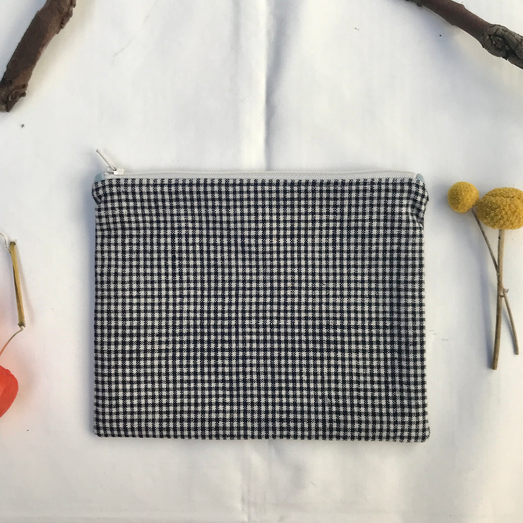Vintage Chinese woven fabric Pouch with zip. Zippered purse. Zippered pouch. YKK zipper.