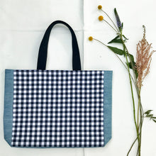 Load image into Gallery viewer, A two-side gingham handbag with light blue denim
