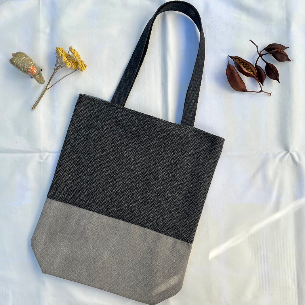 Tote bag. Grey Herringbone pattern wool with a grey washed cotton canvas bottom.