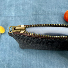 Load image into Gallery viewer, Navy blue wool and green leather pouch. 2-material pouch with YKK zip. Zippered purse. Zippered pouch.
