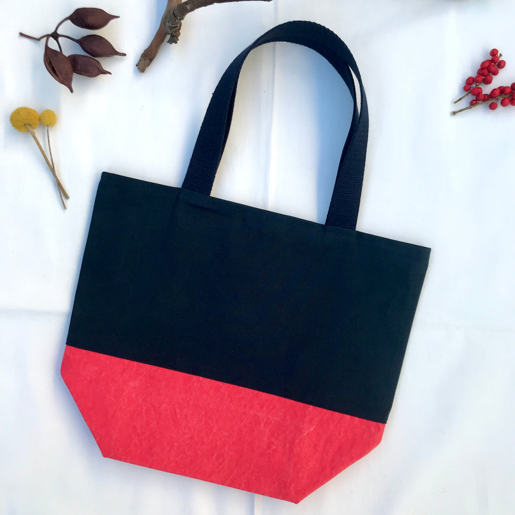 Handbag. Bag. Navy blue and red cotton canvas handbag. Ex-designer fabrics.
