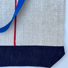 Load image into Gallery viewer, Tote bag. Vintage grain sack tote bag. Handwoven. Vertical red stripes (linen). Dark blue denim.
