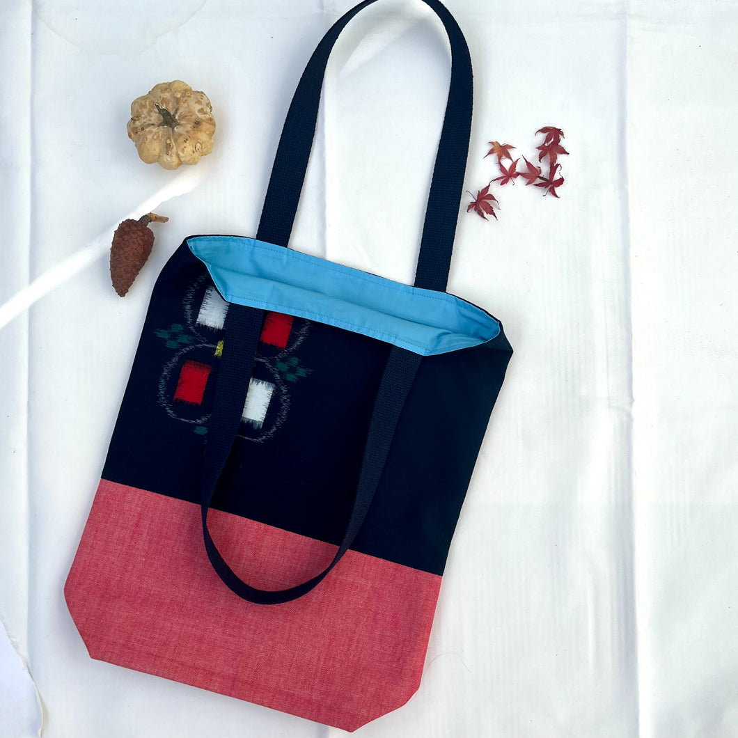 Tote bag. Vintage Japanese kimono fabric with a red bonded denim bottom.